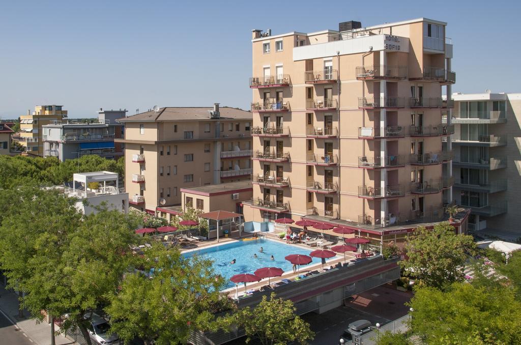 לידו די ג'סולו Hotel Sofia מראה חיצוני תמונה