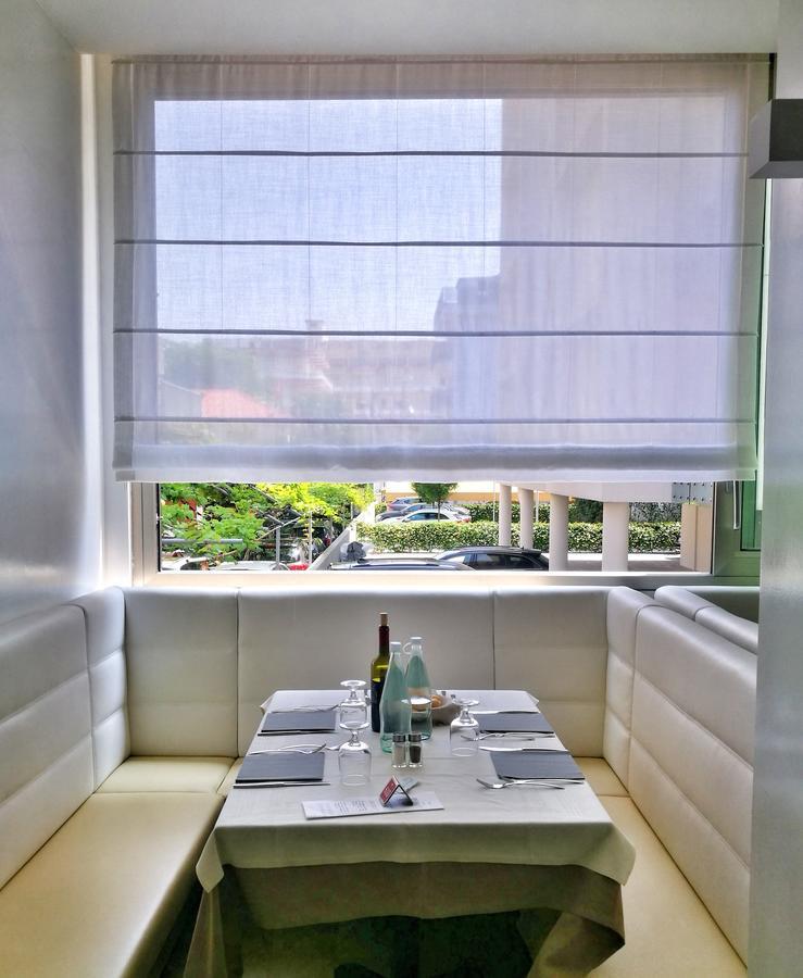 לידו די ג'סולו Hotel Sofia מראה חיצוני תמונה